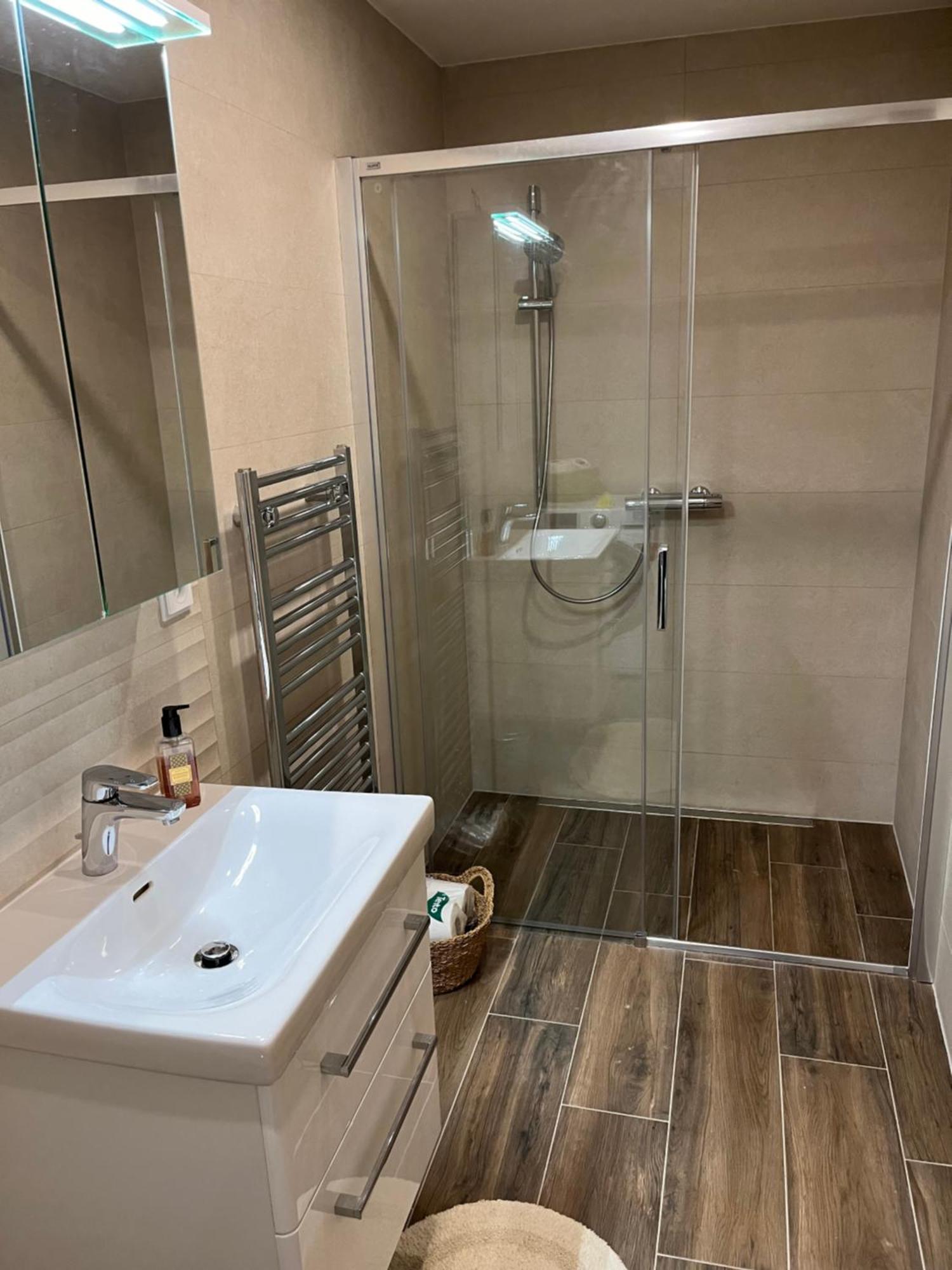 Apartman Hruska Černý Dŭl Exterior foto